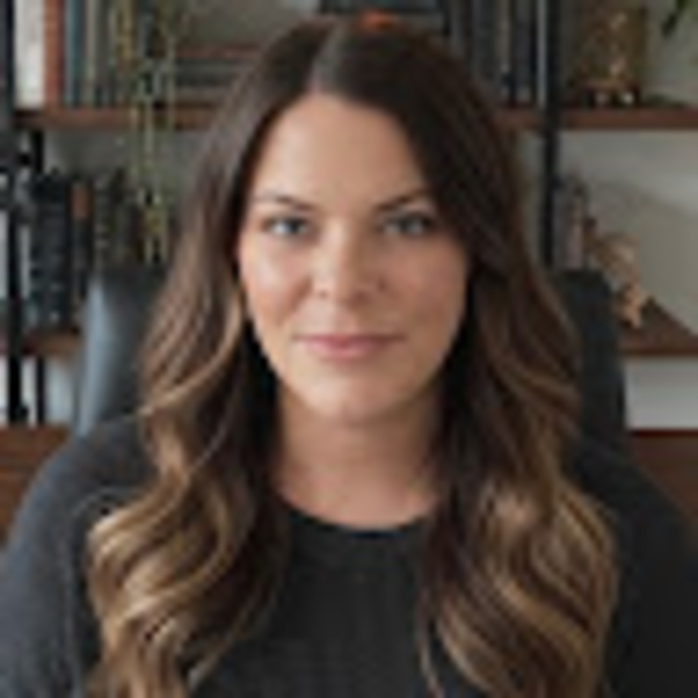 Meet your Posher, Monica